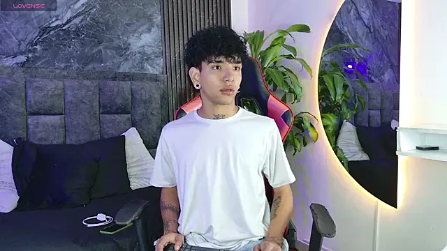 noah travis online show from March 2026 01:05:01 PM