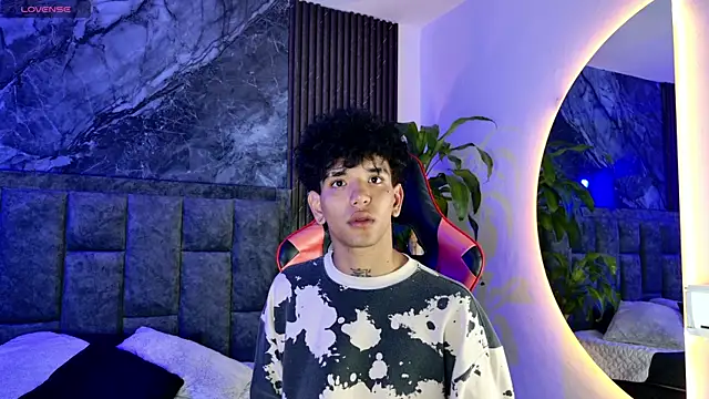 noah travis online show from April 2026 01:04:02 PM