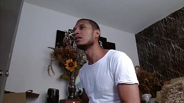 chrisramosv online show from April 2026 10:09:02 PM