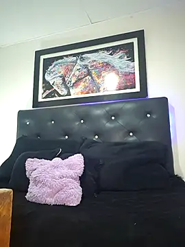 SabrinaWarren  online show from March 2026 02:55:01 PM