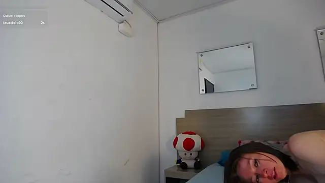 Ebony N Blonde online show from April 2026 01:42:02 AM