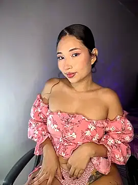 iamkyliewest online show from March 2026 05:45:02 AM