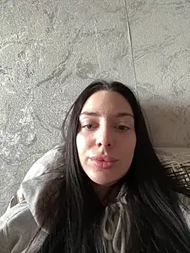 MishellKins online show from March 2026 01:22:02 PM