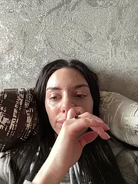 MishellKins online show from April 2026 10:16:01 AM