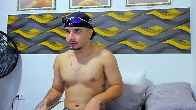 Leon Hotx online show from March 2026 12:10:02 PM