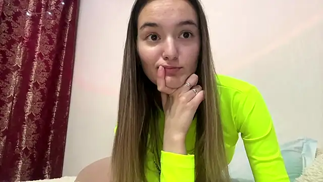 ReathaKiss online show from March 2026 03:26:02 PM