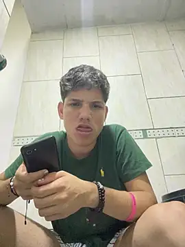 Theus26  online show from April 2026 08:53:02 PM