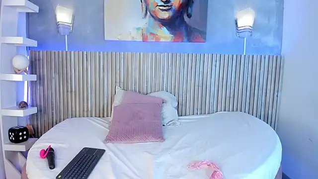 Kira Voss online show from April 2026 09:26:01 PM