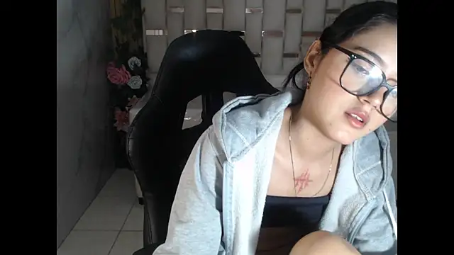 veronicaa s online show from March 2026 10:59:01 PM