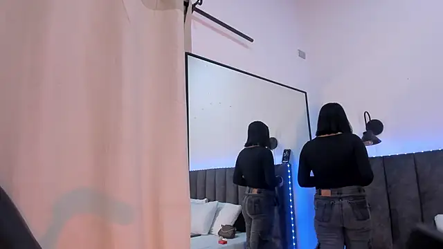 selena  smith1 online show from March 2026 05:41:02 AM