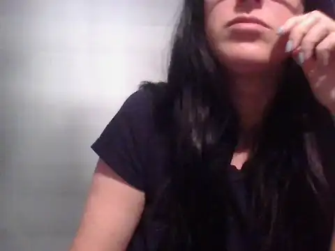 TheVictoriaWolf online show from April 2026 10:15:01 AM