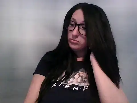 TheVictoriaWolf online show from April 2026 12:26:02 PM