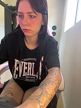 Alaskahosh online show from April 2026 04:33:01 PM