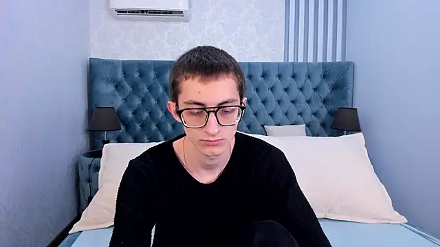 RonBevs online show from April 2026 07:36:02 PM