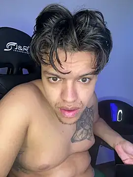 S JM16 online show from April 2026 11:05:02 PM