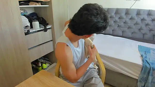 Josy 11 online show from March 2026 09:48:01 PM