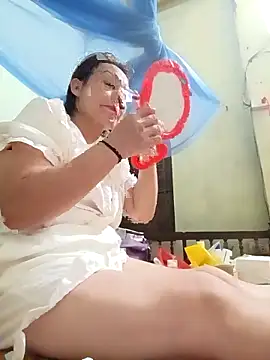 Lyly22x online show from April 2026 12:34:02 PM