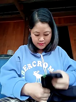 halenka 00 online show from March 2026 01:33:02 AM