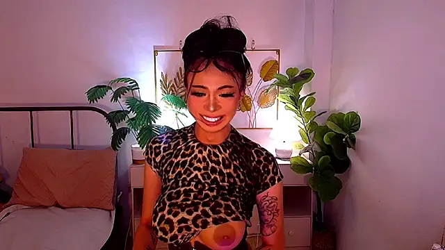 Snapshot of urasianjassgodofgodess_11 chatting on May 2026 03:07:01 PM urasianjassgodofgodess 11 online show from May 2026 03:07:01 PM