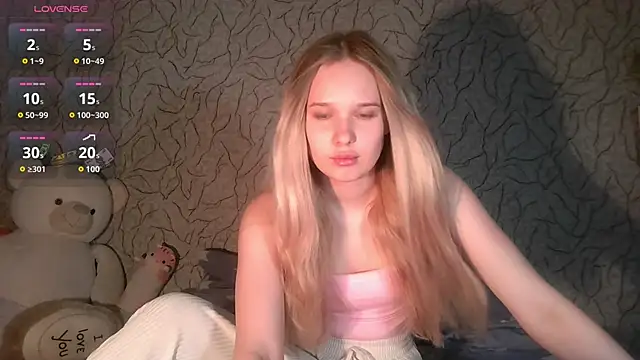 Alice Pleasance online show from June 2026 03:29:01 PM