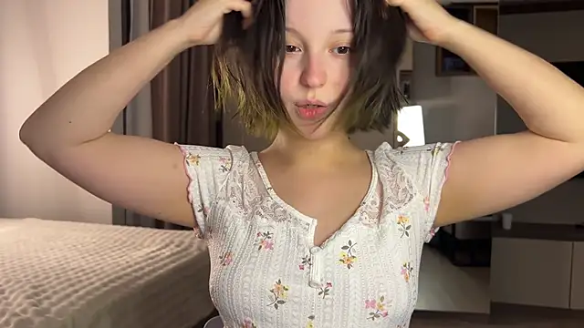 emilyy xoxo online show from April 2026 11:50:02 AM