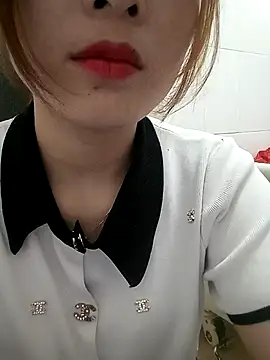 candy flo online show from April 2026 12:58:02 PM