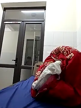 candy flo online show from April 2026 12:58:02 PM