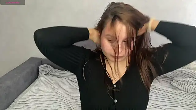 Ellaizatelly online show from April 2026 09:38:01 AM