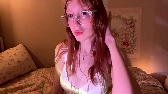 holly sinner  online show from March 2026 12:10:02 AM