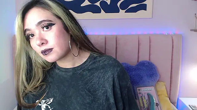 Liliith Zeniith online show from March 2026 12:15:01 AM