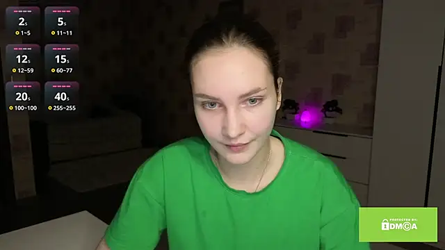 SamellaFlugum online show from April 2026 06:25:02 PM