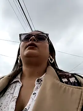 annie 27 online show from March 2026 03:28:01 PM