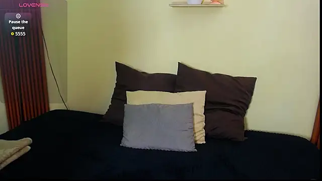 JuneBlake  online show from March 2026 07:41:01 PM