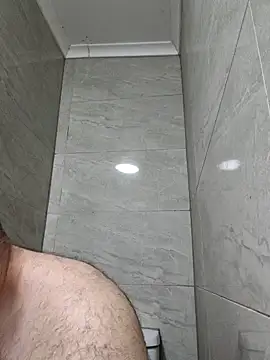 bigmillz32 online show from April 2026 11:42:01 PM