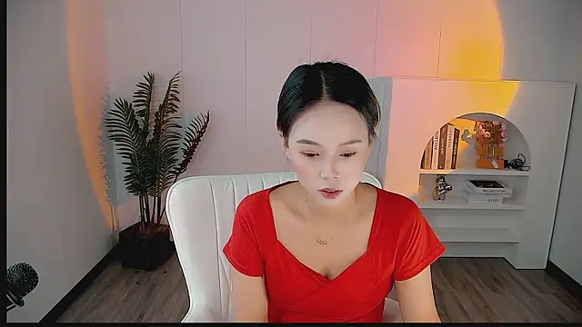 zhoulan-bb online show from April 2026 02:12:02 AM