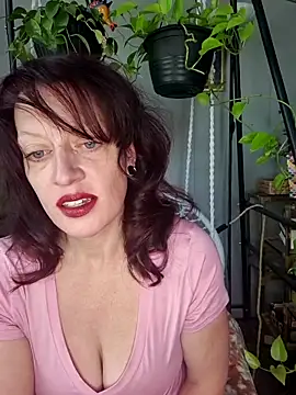 Snapshot of PurpleBunnyxo chatting on May 2026 04:35:02 PM PurpleBunnyxo online show from May 2026 04:35:02 PM
