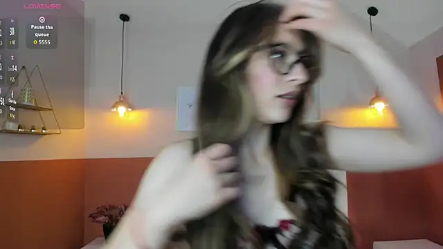 camille eyes online show from April 2026 01:42:02 PM