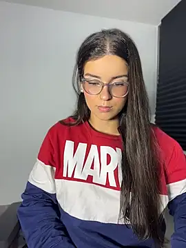 MiaMillers28 online show from April 2026 07:44:02 AM