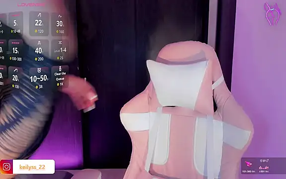 keilyss   online show from April 2026 10:34:01 PM