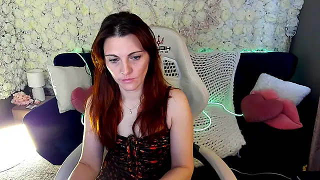 FireFoxxxxxy online show from April 2026 06:07:01 AM