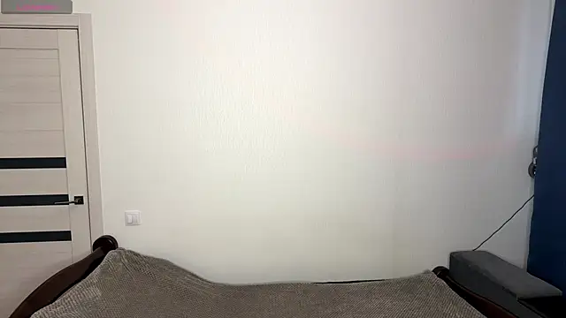 SweetiLun online show from April 2026 03:18:02 PM