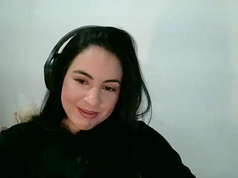 Snapshot of AnabeleNogueira chatting on May 2026 01:40:01 PM AnabeleNogueira online show from May 2026 01:40:01 PM