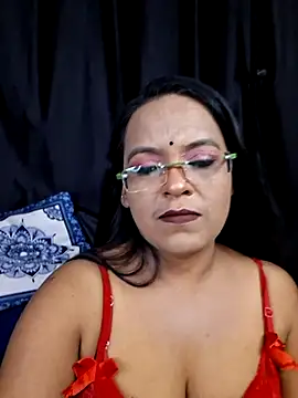 hornyrosy321 online show from June 2026 05:34:02 PM