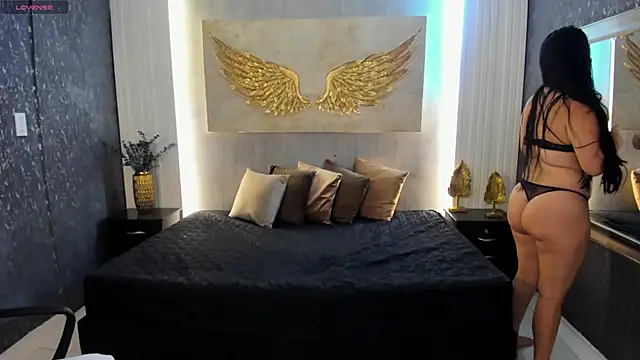 Emily-brown  online show from April 2026 11:30:02 AM