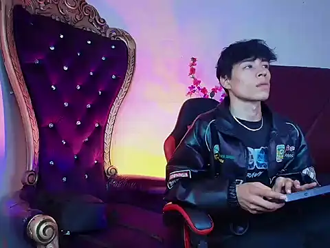 Andreew Style online show from March 2026 08:01:02 PM