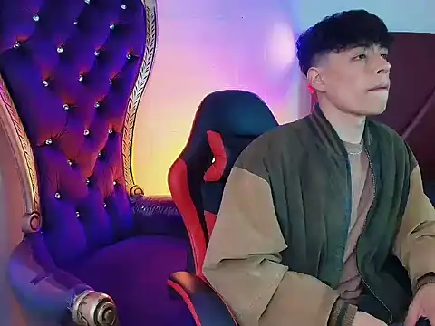 Andreew Style online show from April 2026 08:50:01 PM