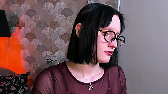 Velvet Lily online show from April 2026 08:44:02 PM