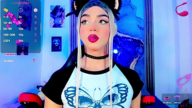 blonde queen- online show from April 2026 07:58:02 PM