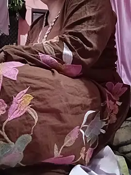 Gujju bhabhi69 online show from May 2026 05:31:02 PM
