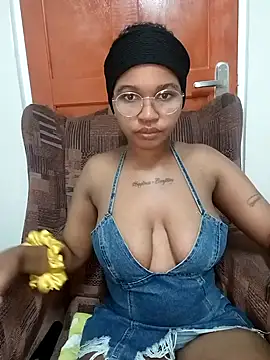 Hotsexyberry222 online show from April 2026 06:49:02 PM